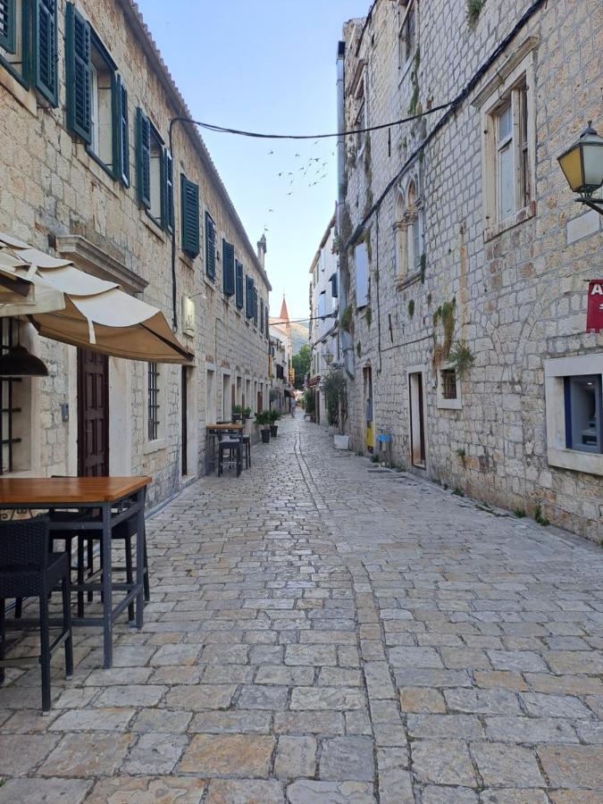 Ferienwohnung Sara Trogir Exterior foto